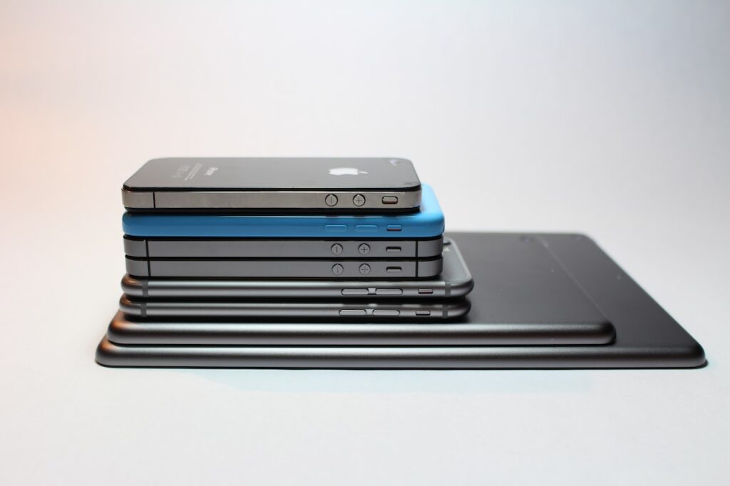 smart-phone-bezel-less-